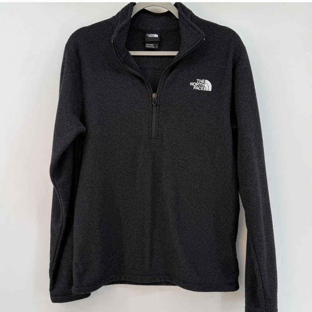 NWOT The North Face Mens Pullover textured‎ Fleece Quarter Zip Gray, Small